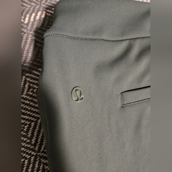 Lululemon pants - Picture 3 of 4